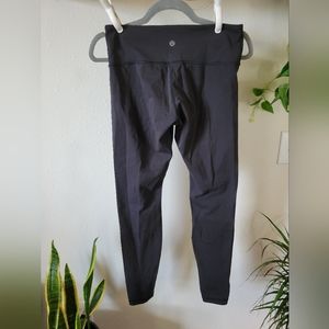 Lululemon Black 30" Inseam Leggings Size 6